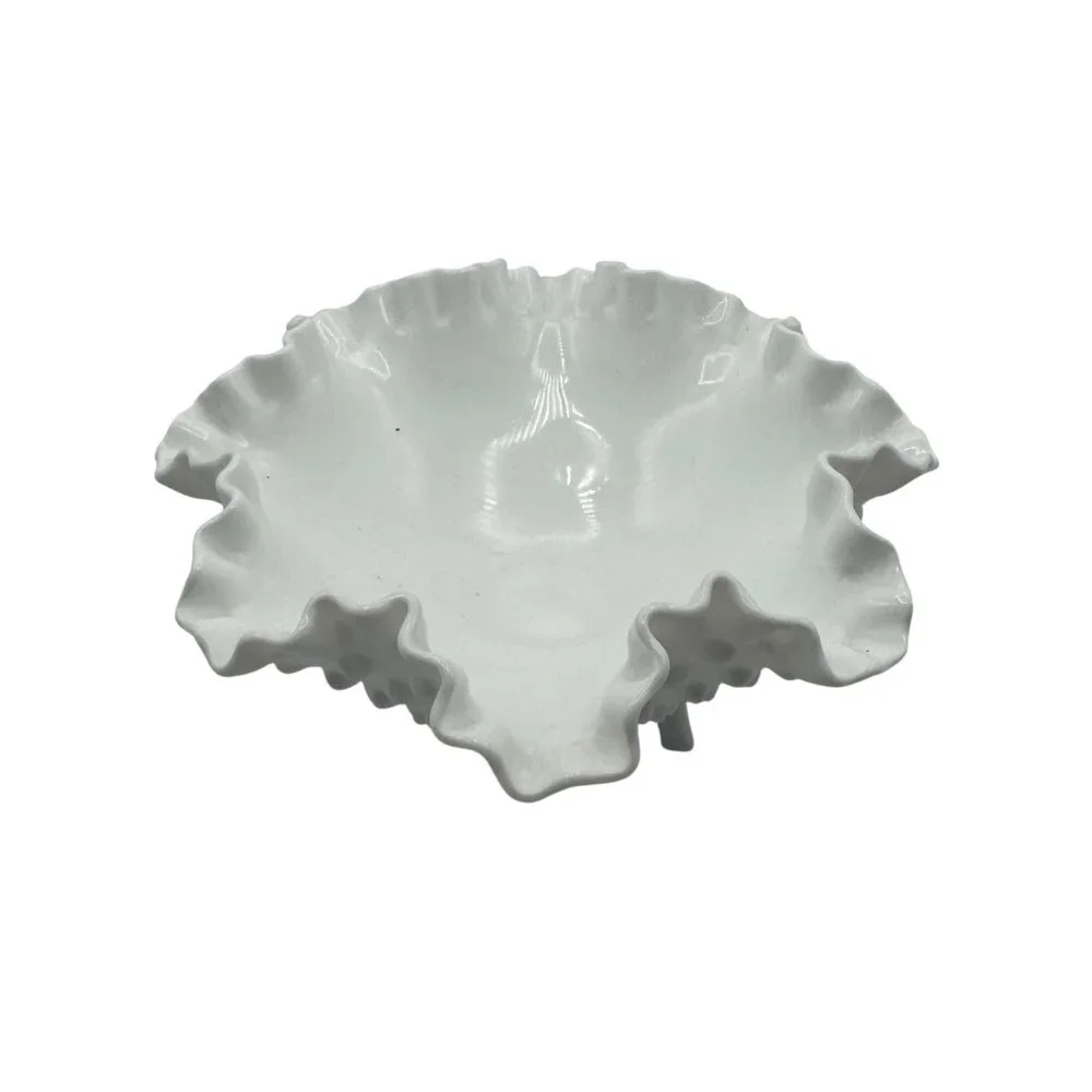 Fenton charming vintage